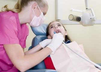 dental hygienists image