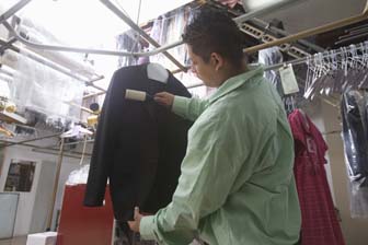 laundry and dry cleaning workers image