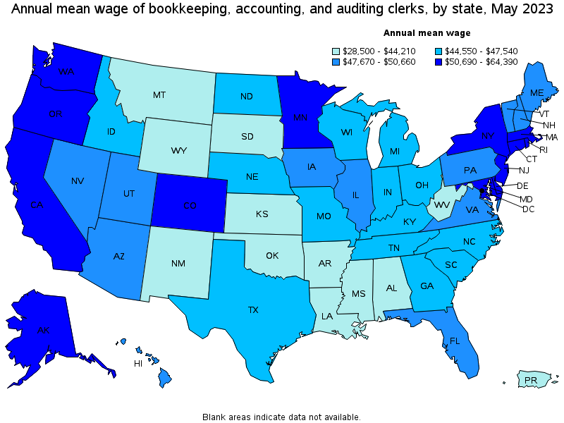 Map of annual mean wages of bookkeeping, accounting, and auditing clerks by state, May 2022