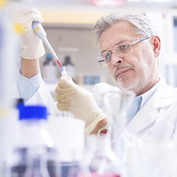 Life scientist working in a lab