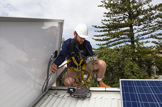 Solar photovoltaic installers