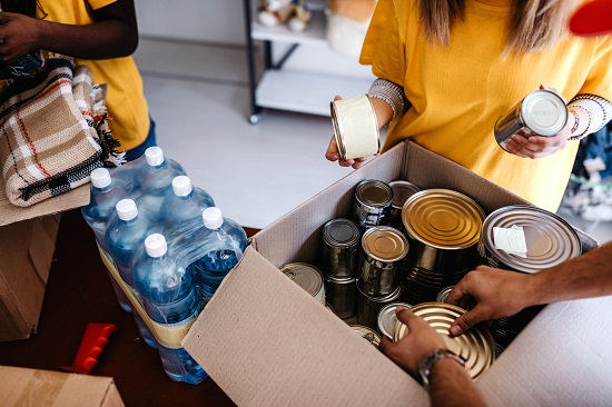 Food bank volunteers