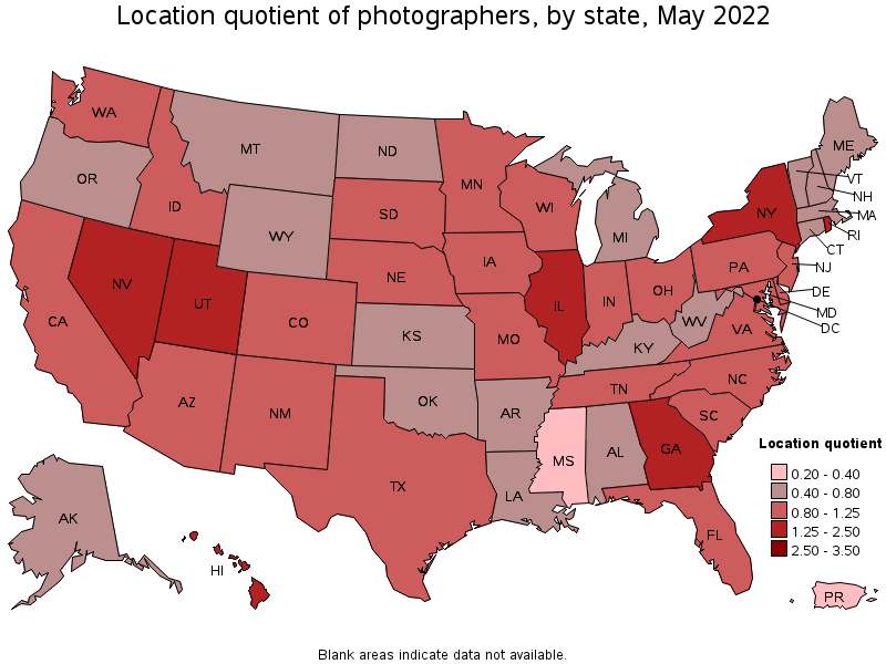 Map of location quotient of photographers by state, May 2022