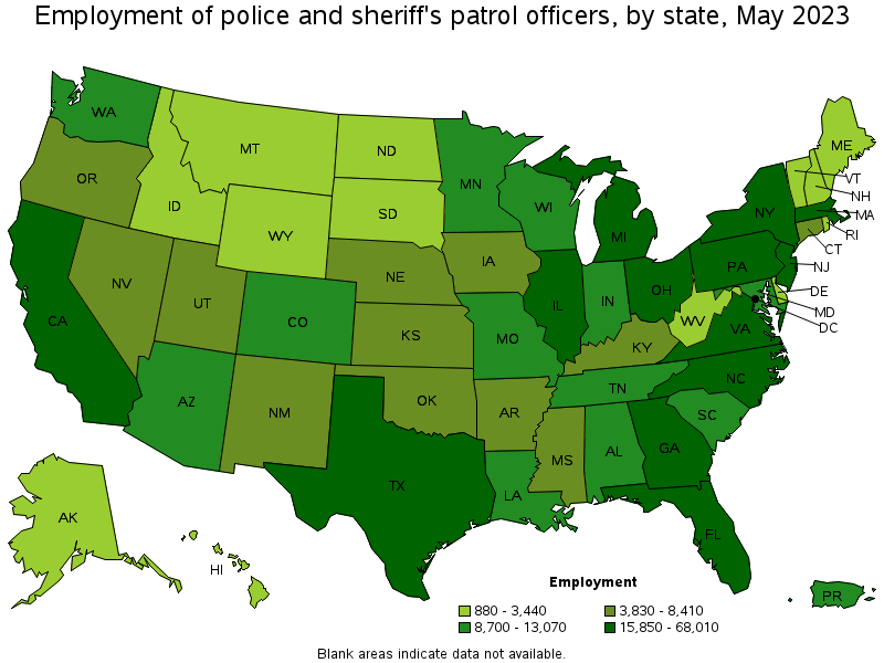 What is the average monthly salary for a sheriff?