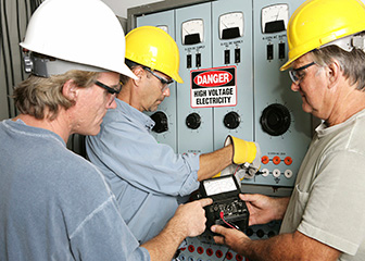 electricians outlook safety wear environment labor construction reduce injury risk variety equipment handbook