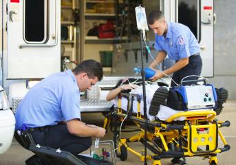 What does an emergency room technician do?