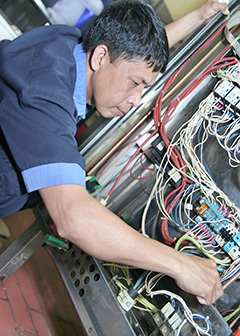 Telecommunications equipment installers and repairers, except line installers