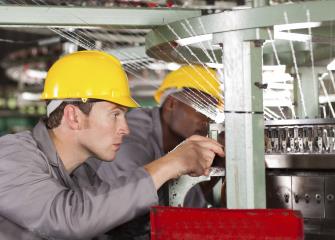 Industrial machinery mechanics and maintenance workers