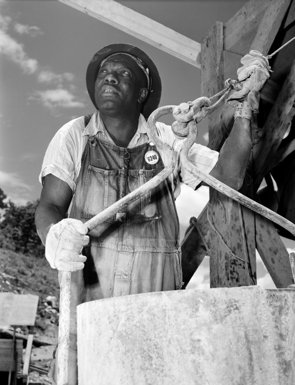 Image of African Ameircan construction worker